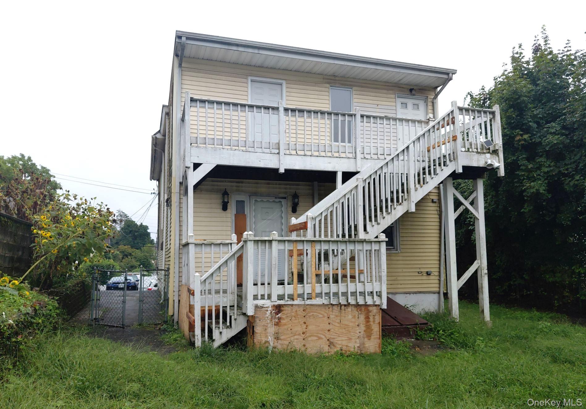 424 Willett Avenue Property Photo 2