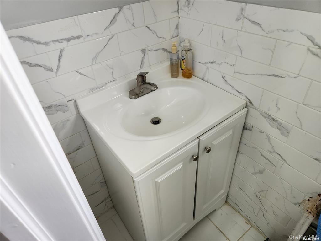 21 Nassau Place Property Photo 11