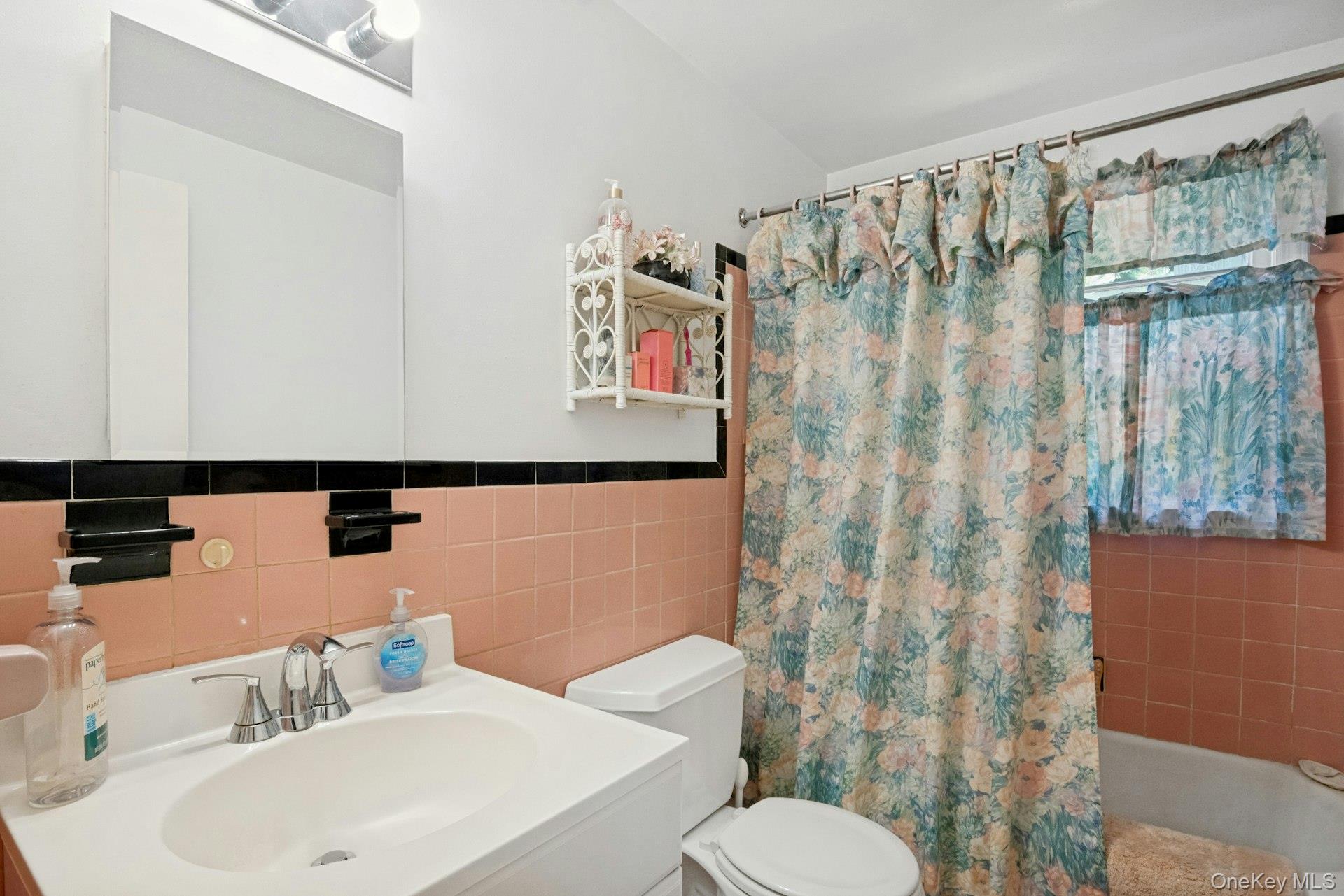 263 Pythian Avenue Property Photo 9