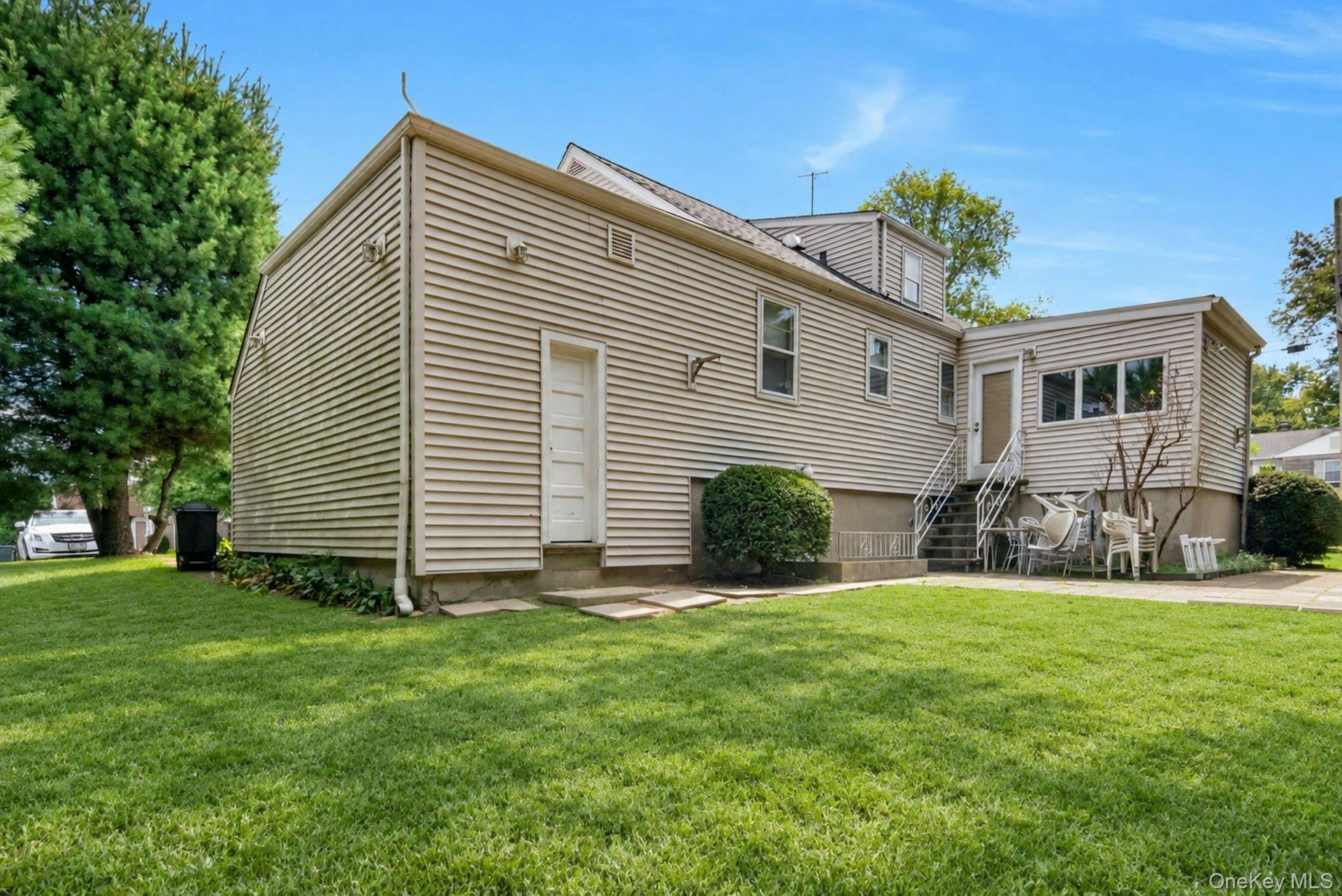 263 Pythian Avenue Property Photo 18