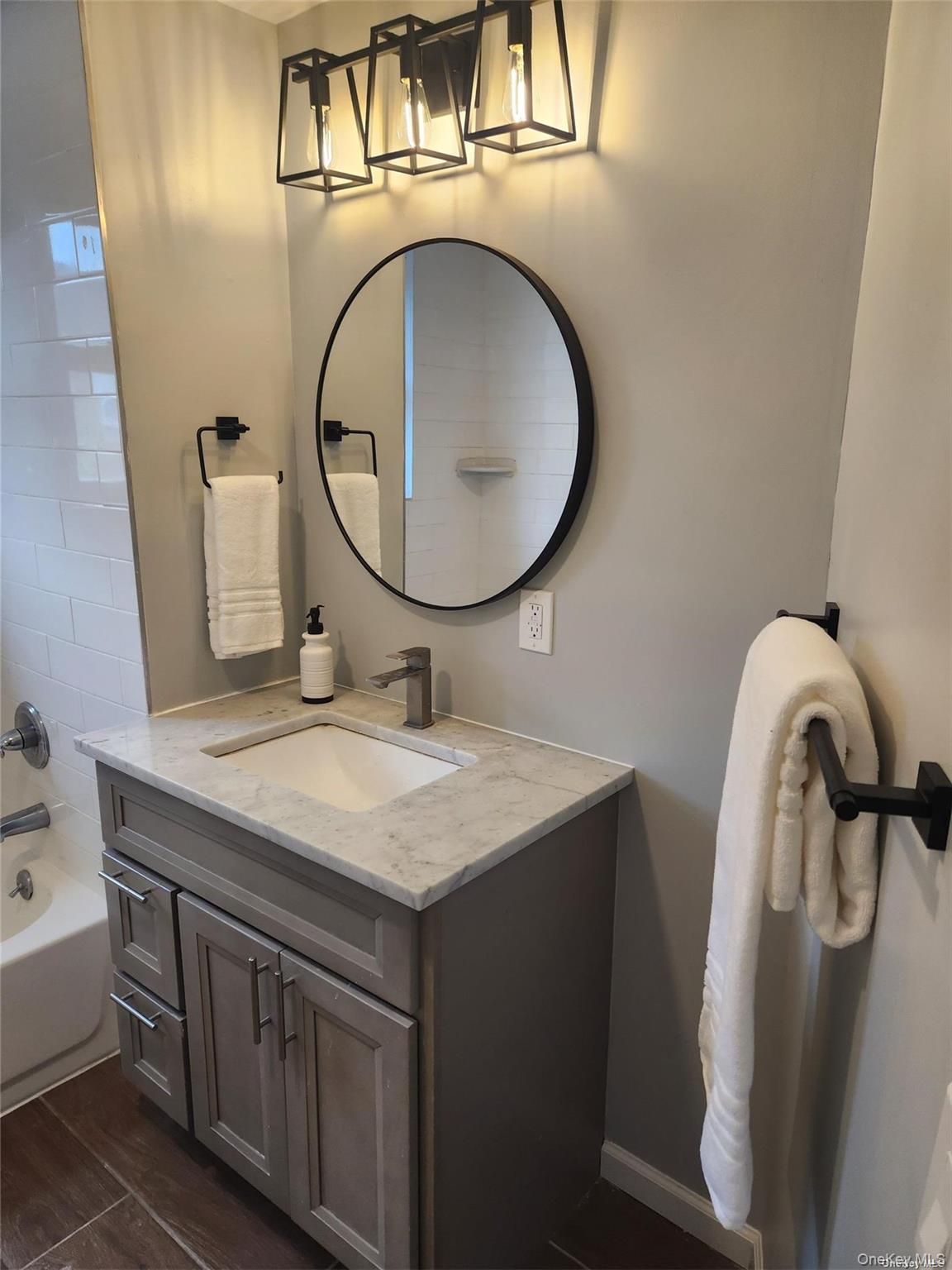 156 Cleveland Avenue B Property Photo 6