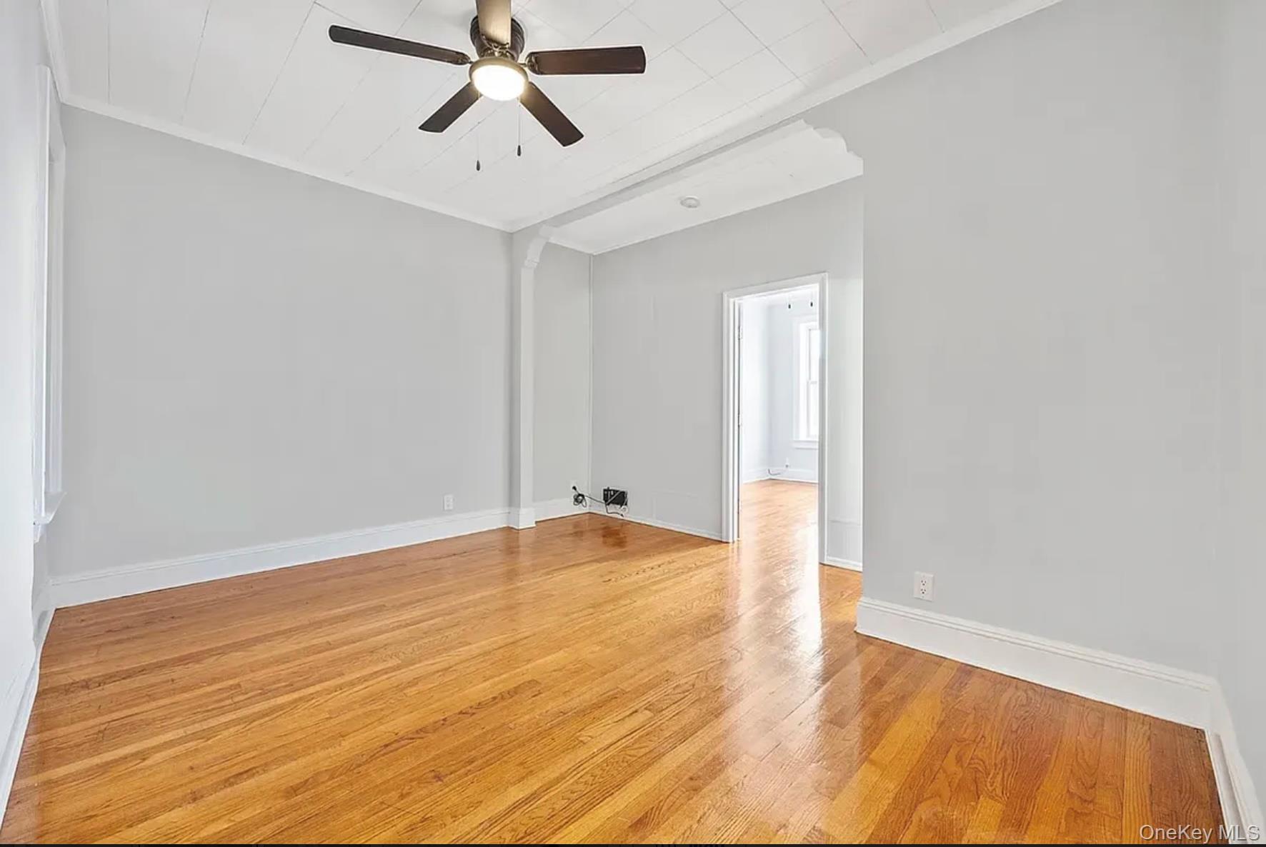 71-52 68th Street 2R Property Photo 1
