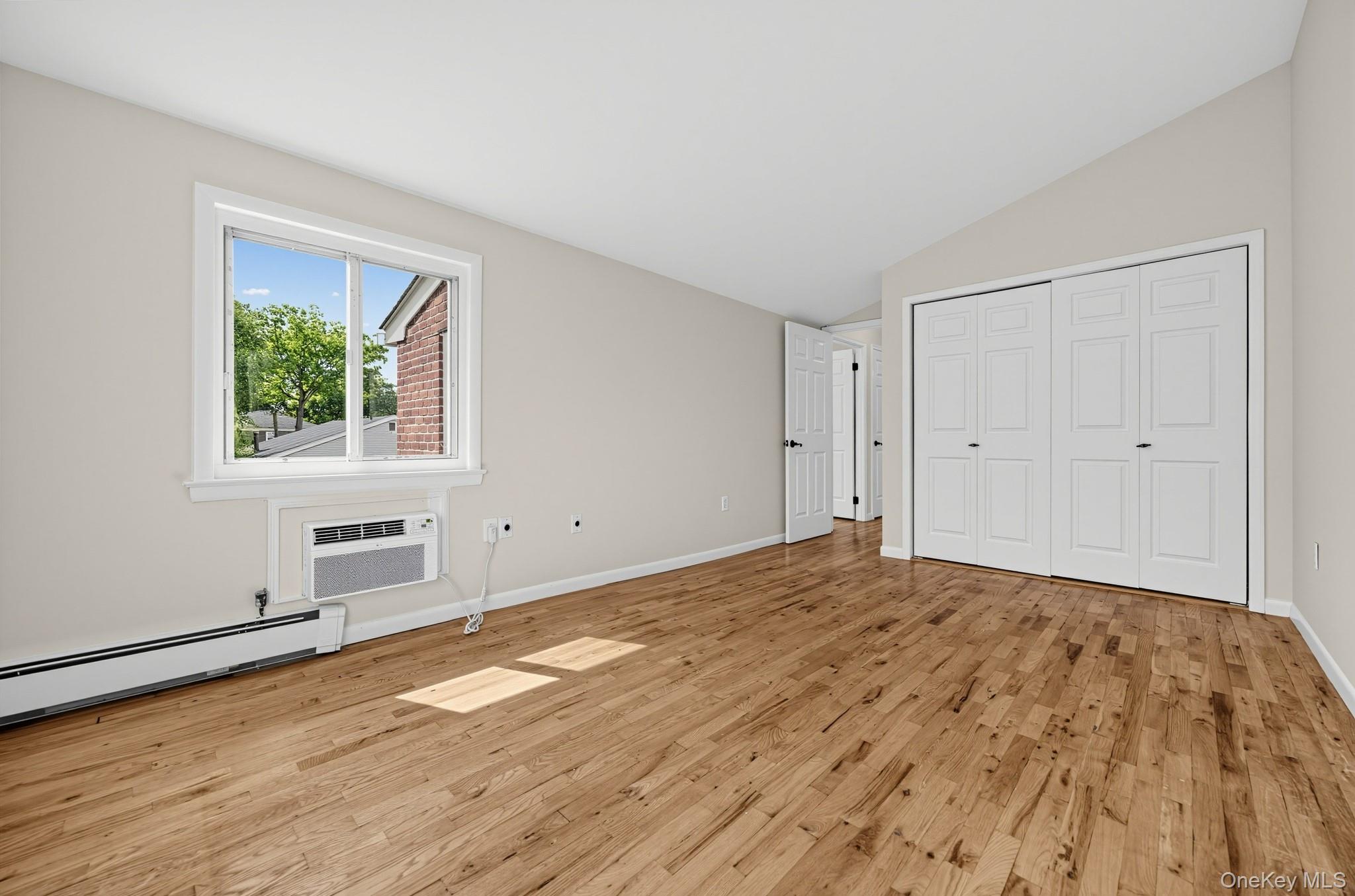 828 Pelhamdale Avenue 4l Property Photo 9
