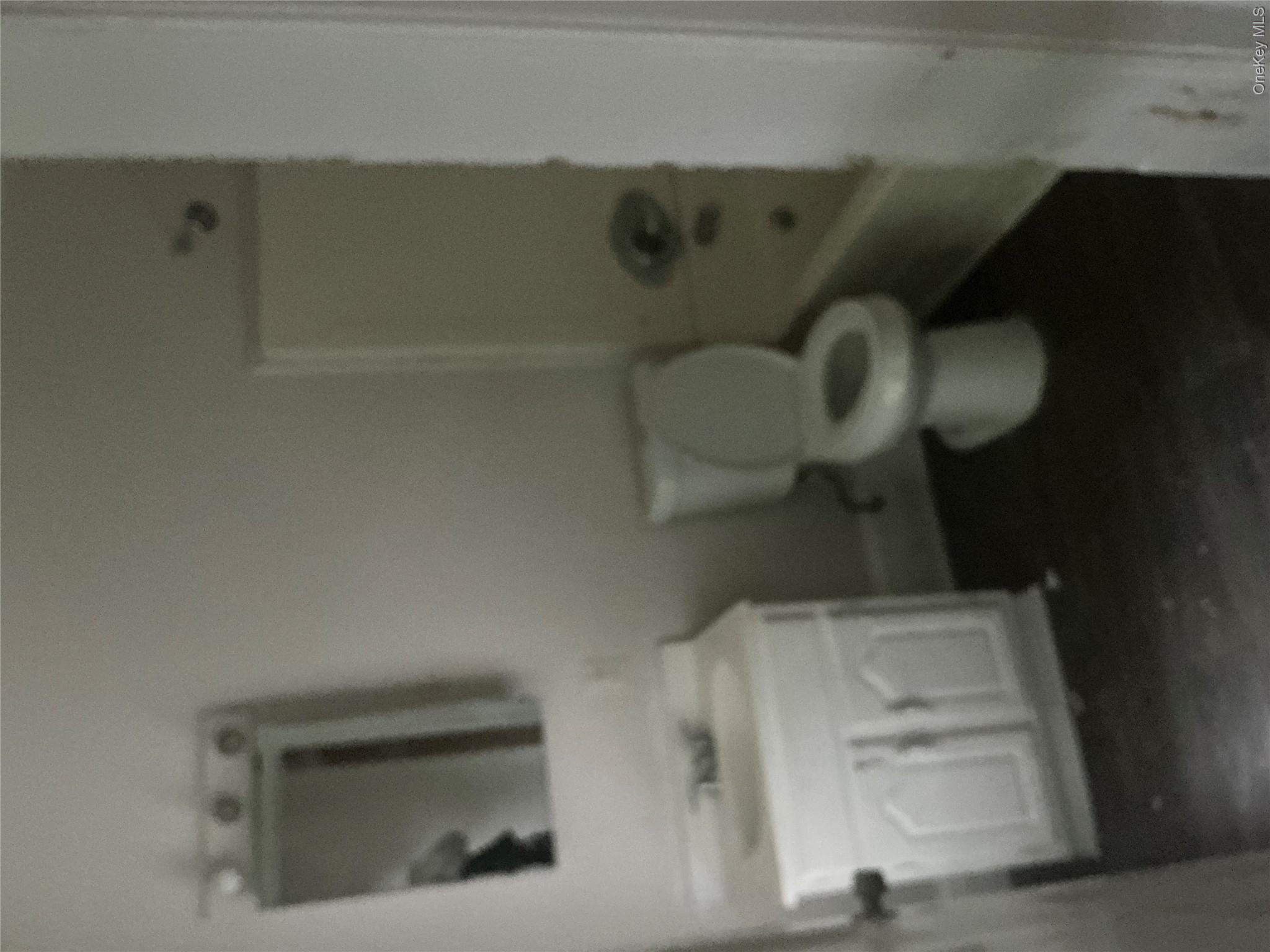 40 Carpenter Avenue 2 Property Photo 5