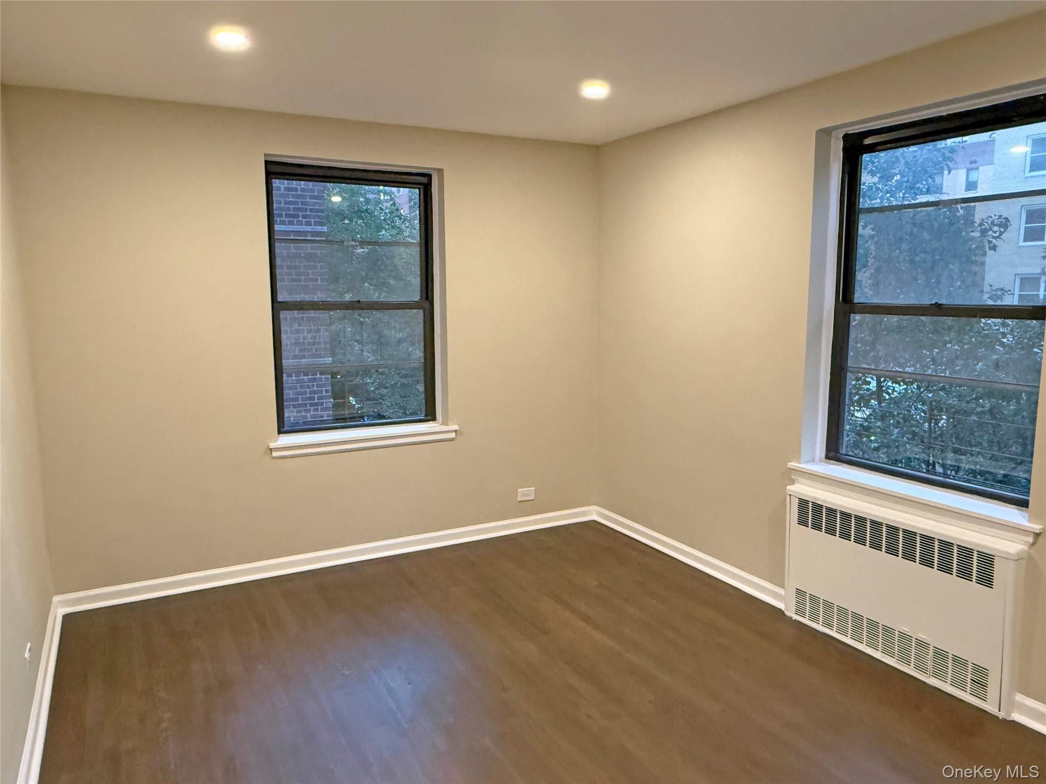 44-58 E 8th Street 3n Property Photo 9