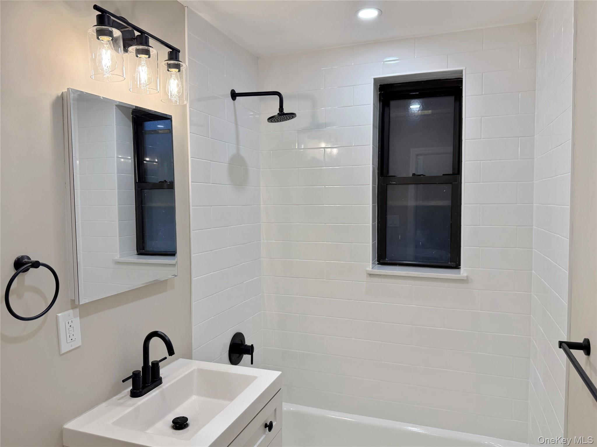 44-58 E 8th Street 3n Property Photo 12
