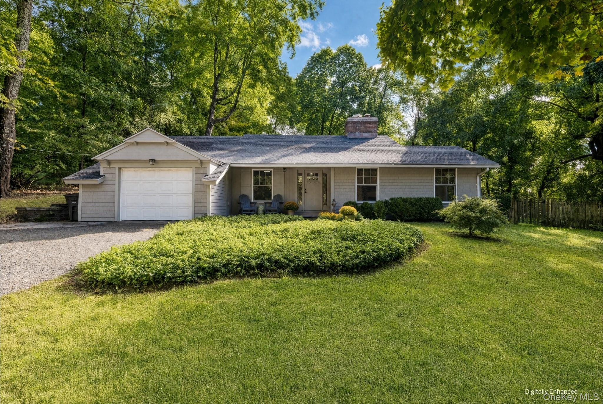 4 Douglas Drive Property Photo 1