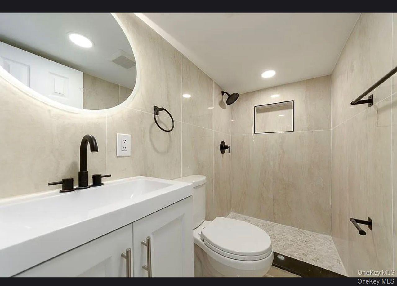 109-16 221st Street Property Photo 3