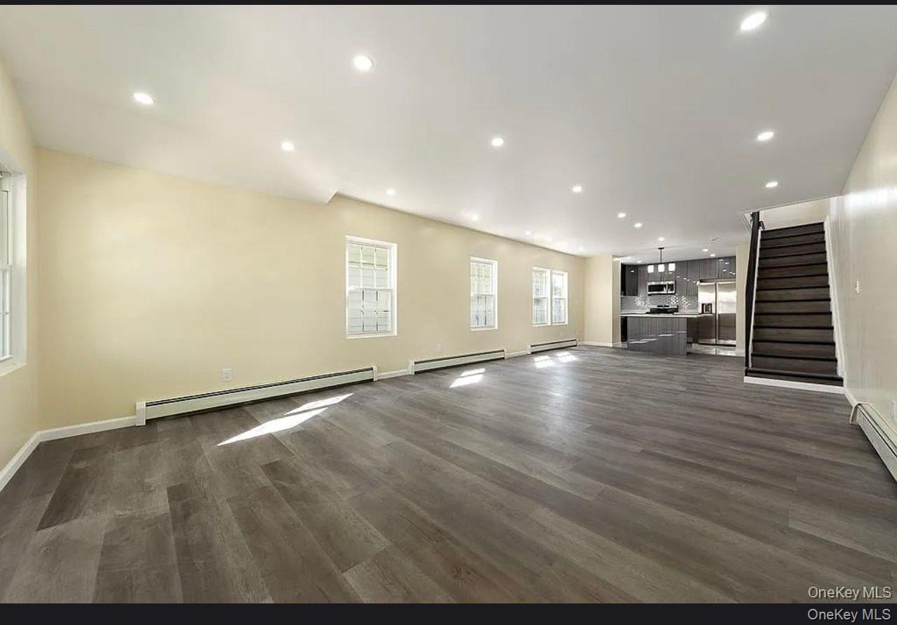 109-16 221st Street Property Photo 5