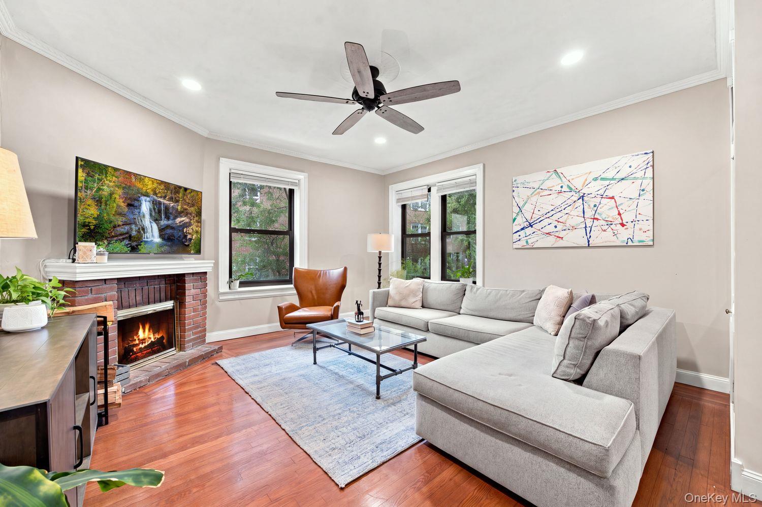 246 Bronxville Road I2 Property Photo 9