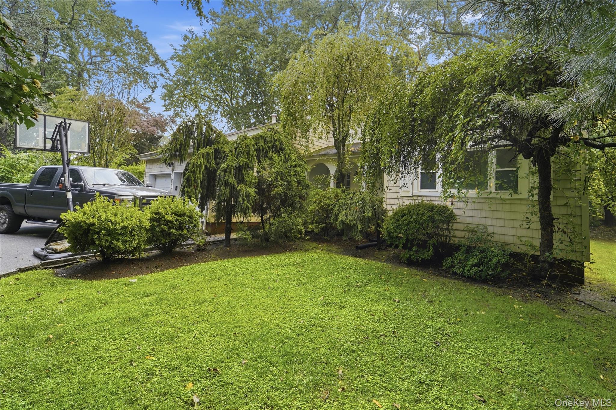 33 Andover Road Property Photo 1