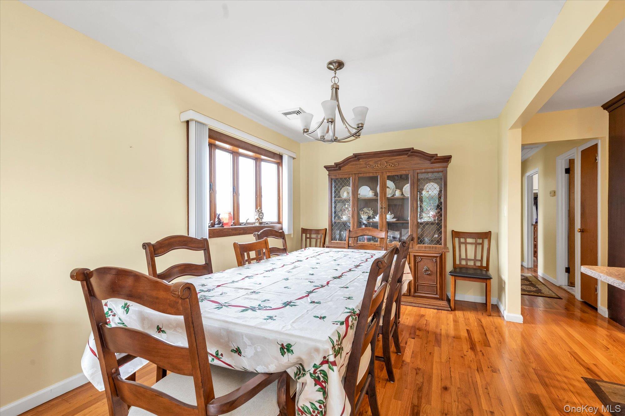 14 Edwards Place Property Photo 6