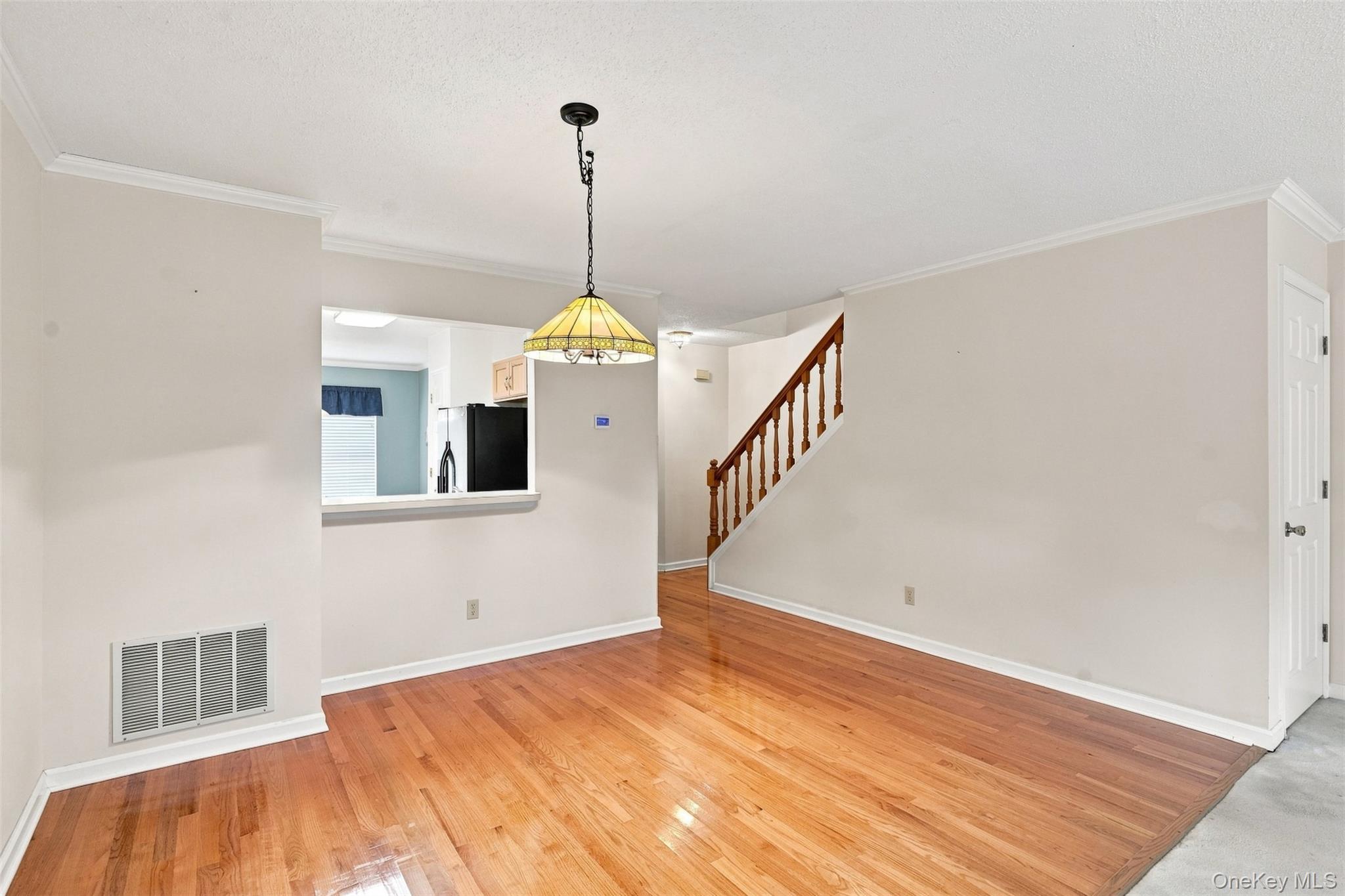 103 Kensington Court Property Photo 14