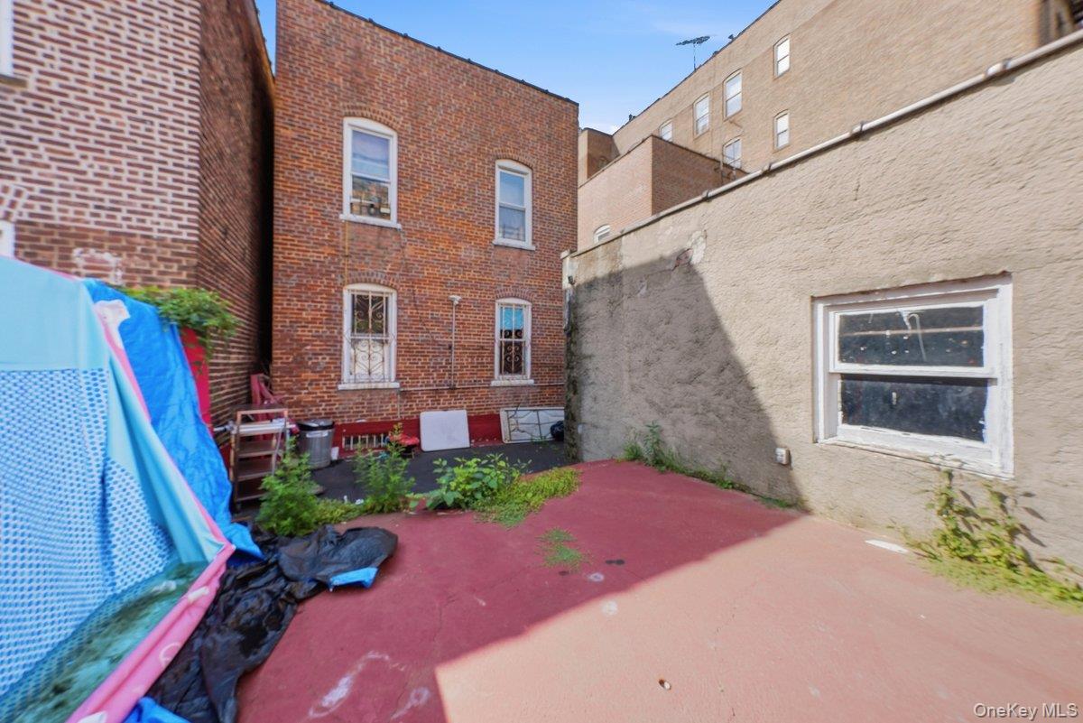 4626 Carpenter Avenue Property Photo 11