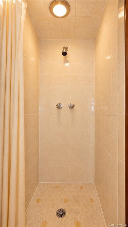 3914 Avenue T Property Photo 20