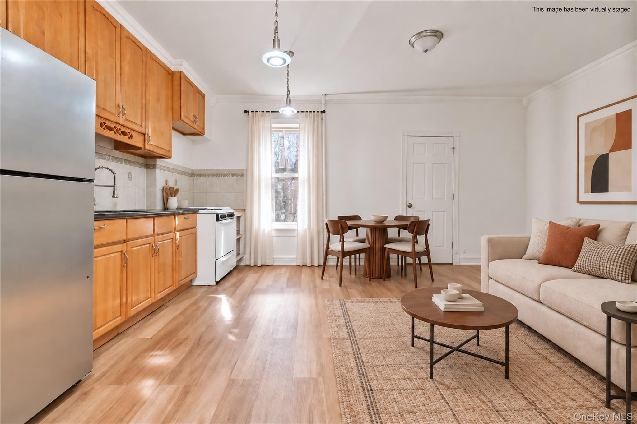 341 E 51st Street Property Photo 19