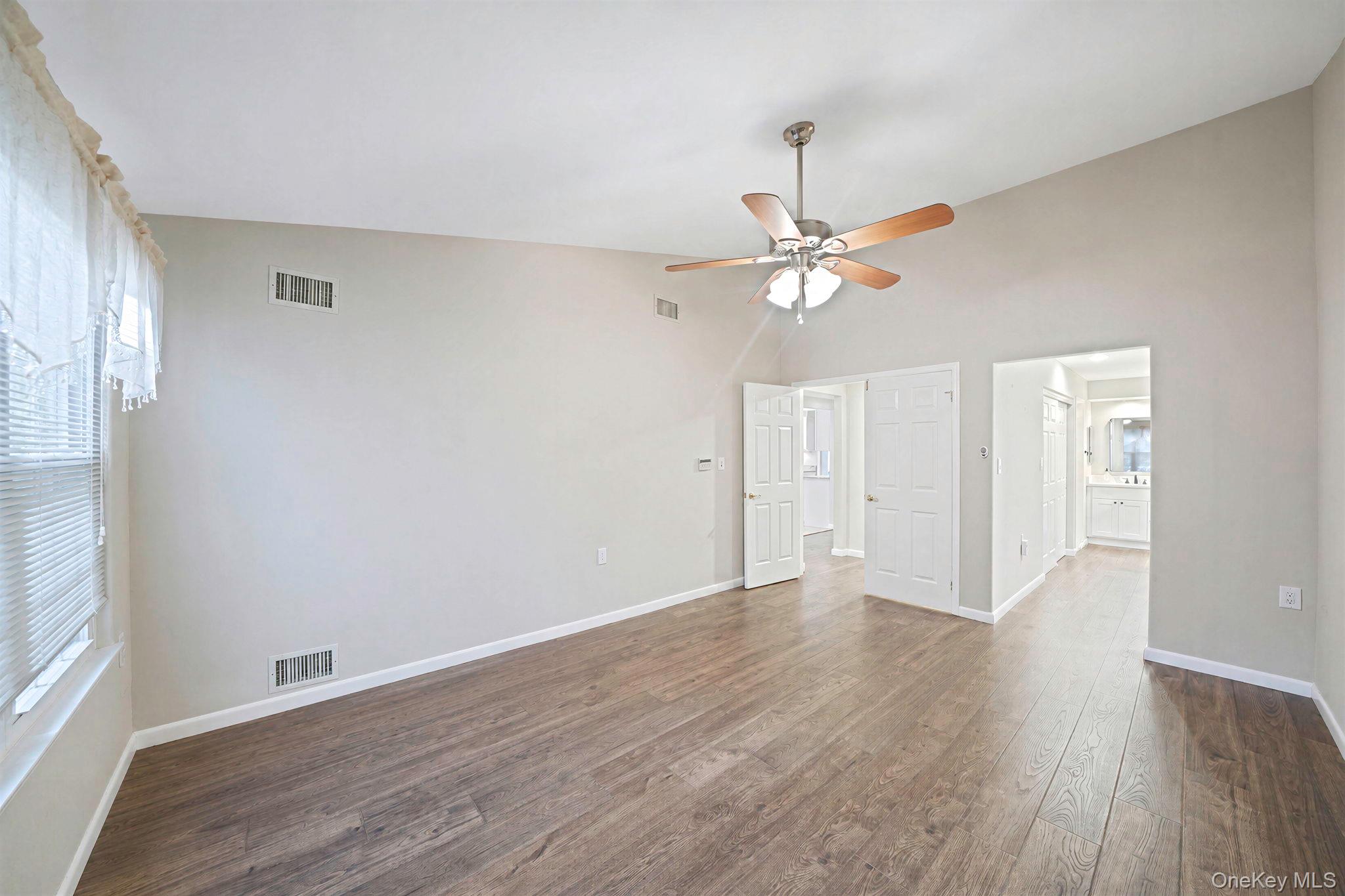 279 Glen Drive Property Photo 18