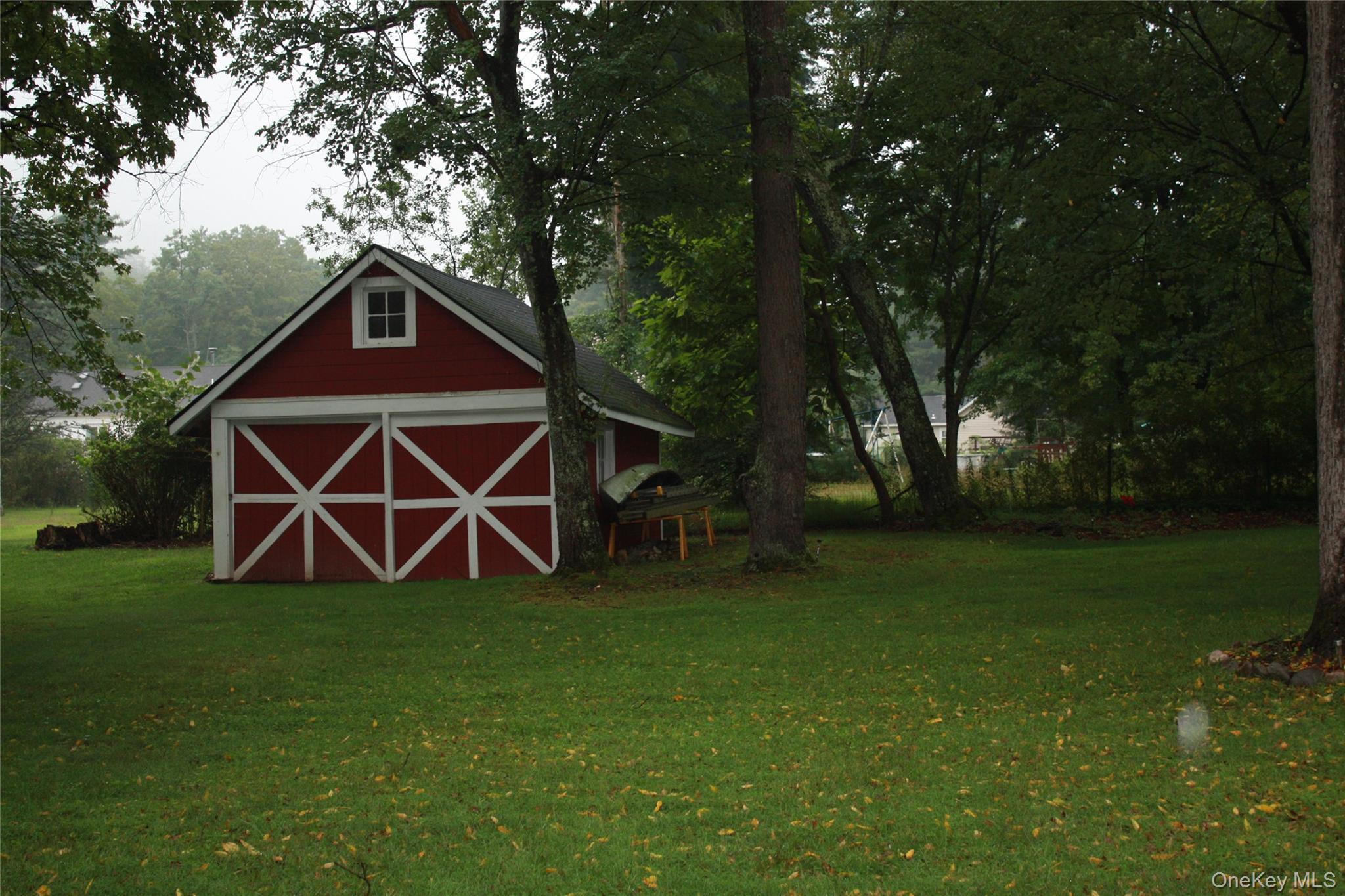 17 Benton Drive Property Photo 3