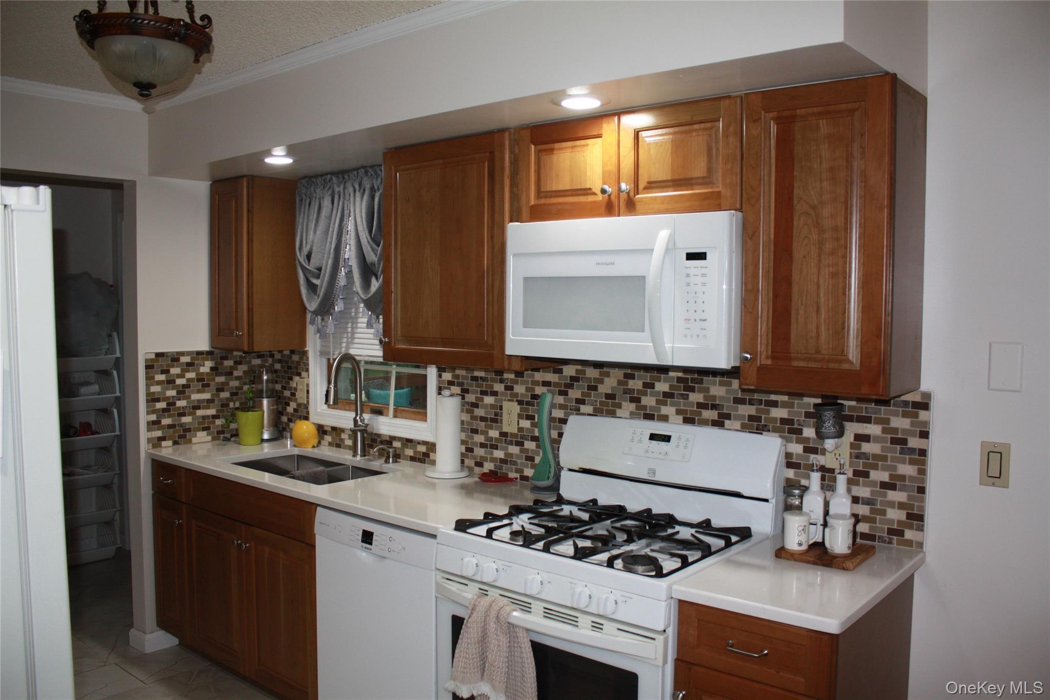 17 Benton Drive Property Photo 14