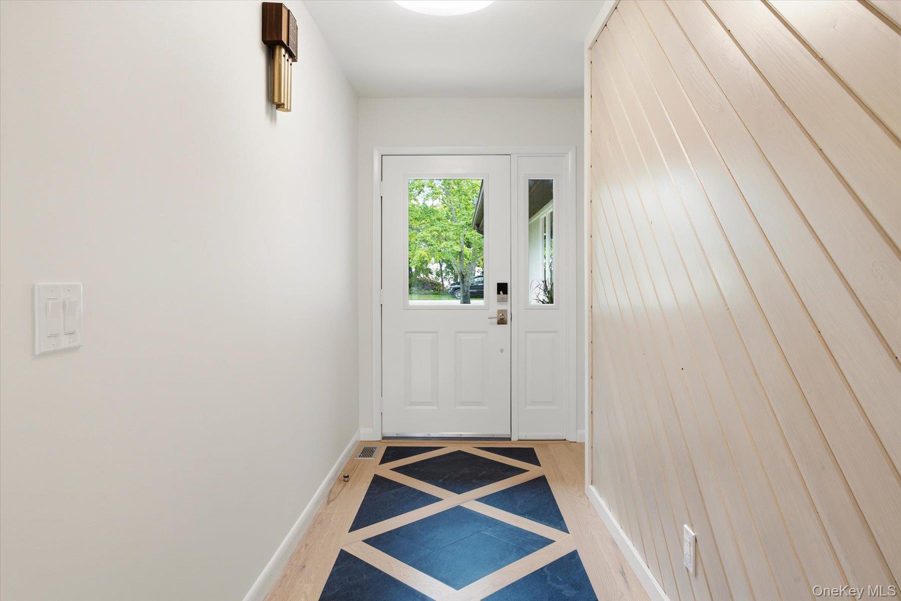 177 Herricks Lane Property Photo 14