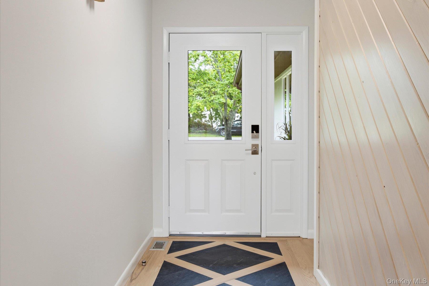 177 Herricks Lane Property Photo 15