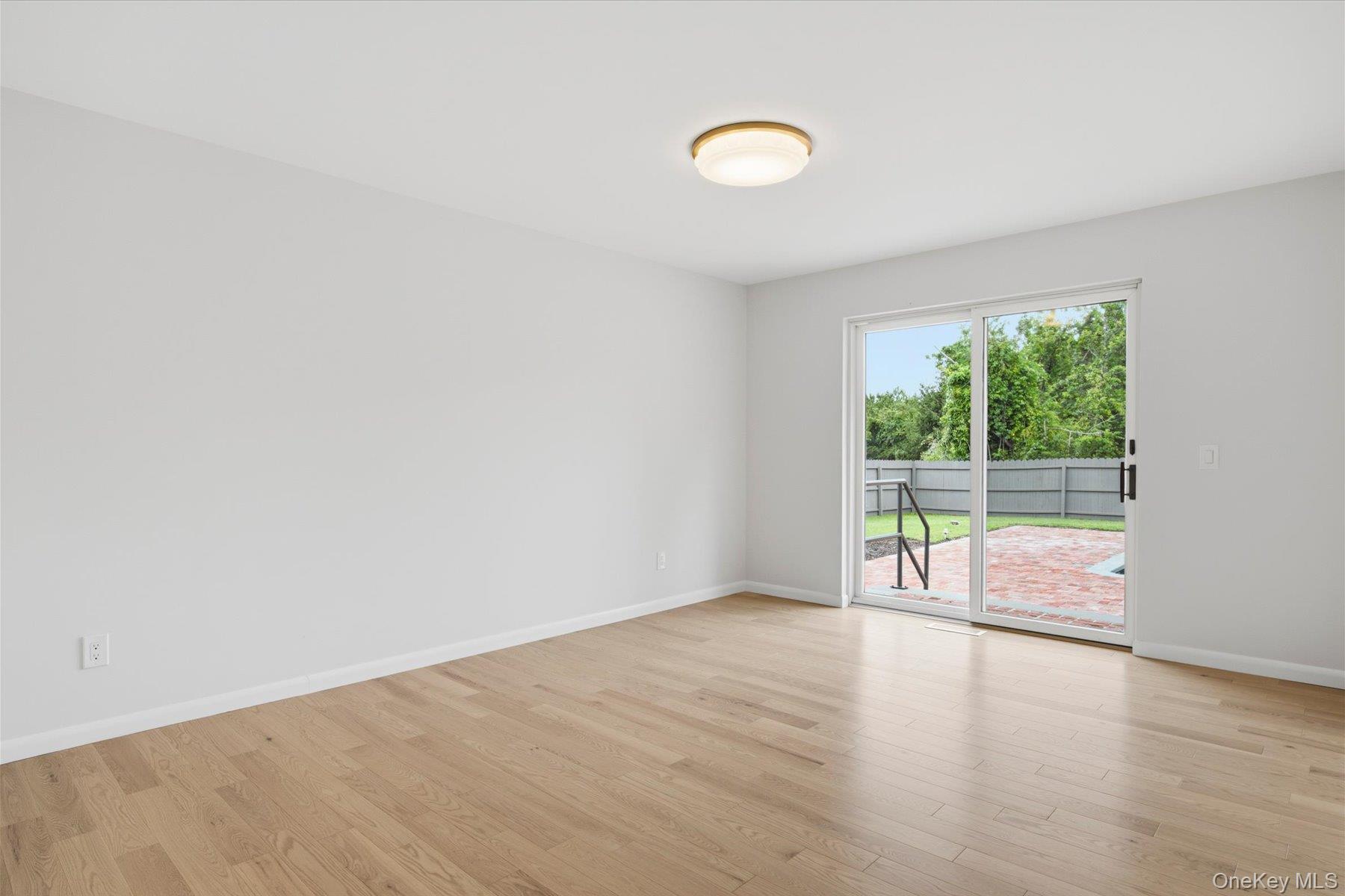 177 Herricks Lane Property Photo 23