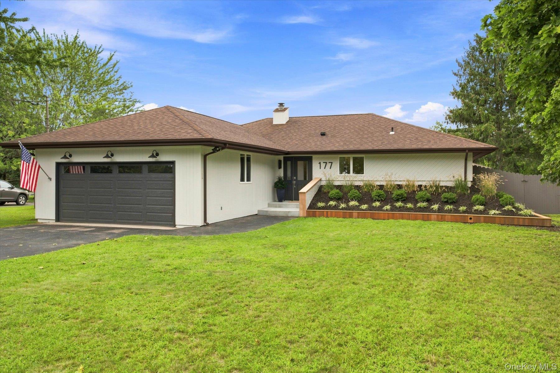 177 Herricks Lane Property Photo 35
