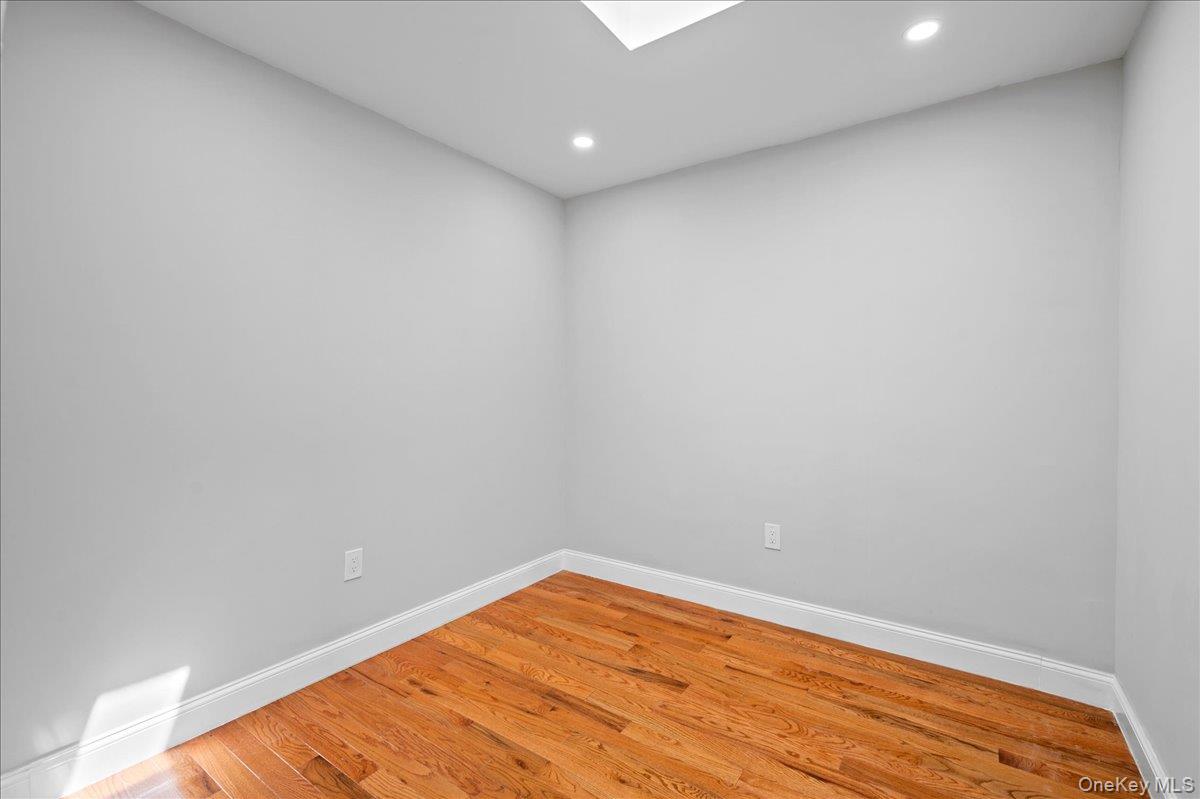 1302 E 223rd Street Property Photo 11