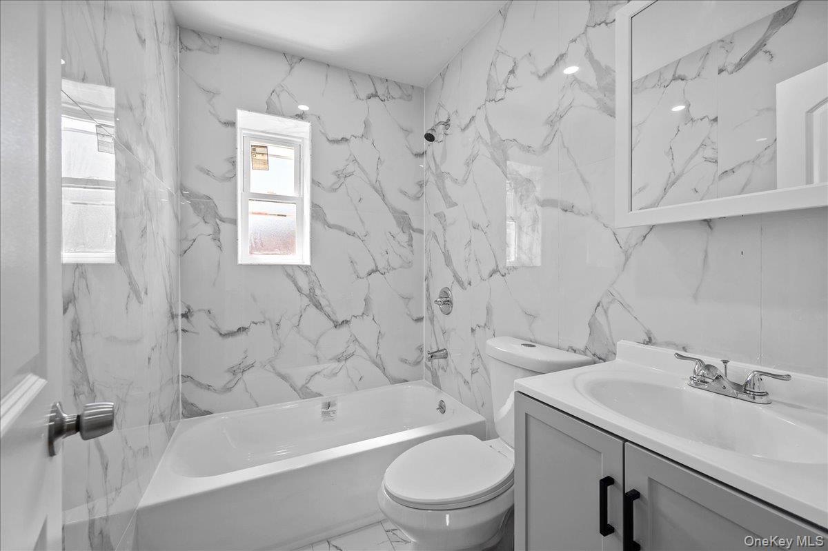 1302 E 223rd Street Property Photo 14