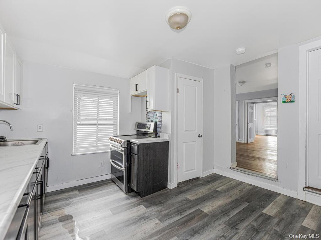 81 Washington St Property Photo 3
