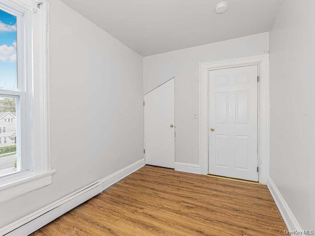 81 Washington St Property Photo 12