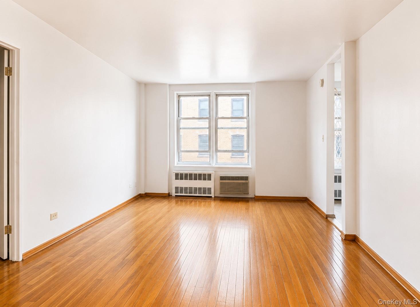 1332 Metropolitan Avenue Property Photo 1