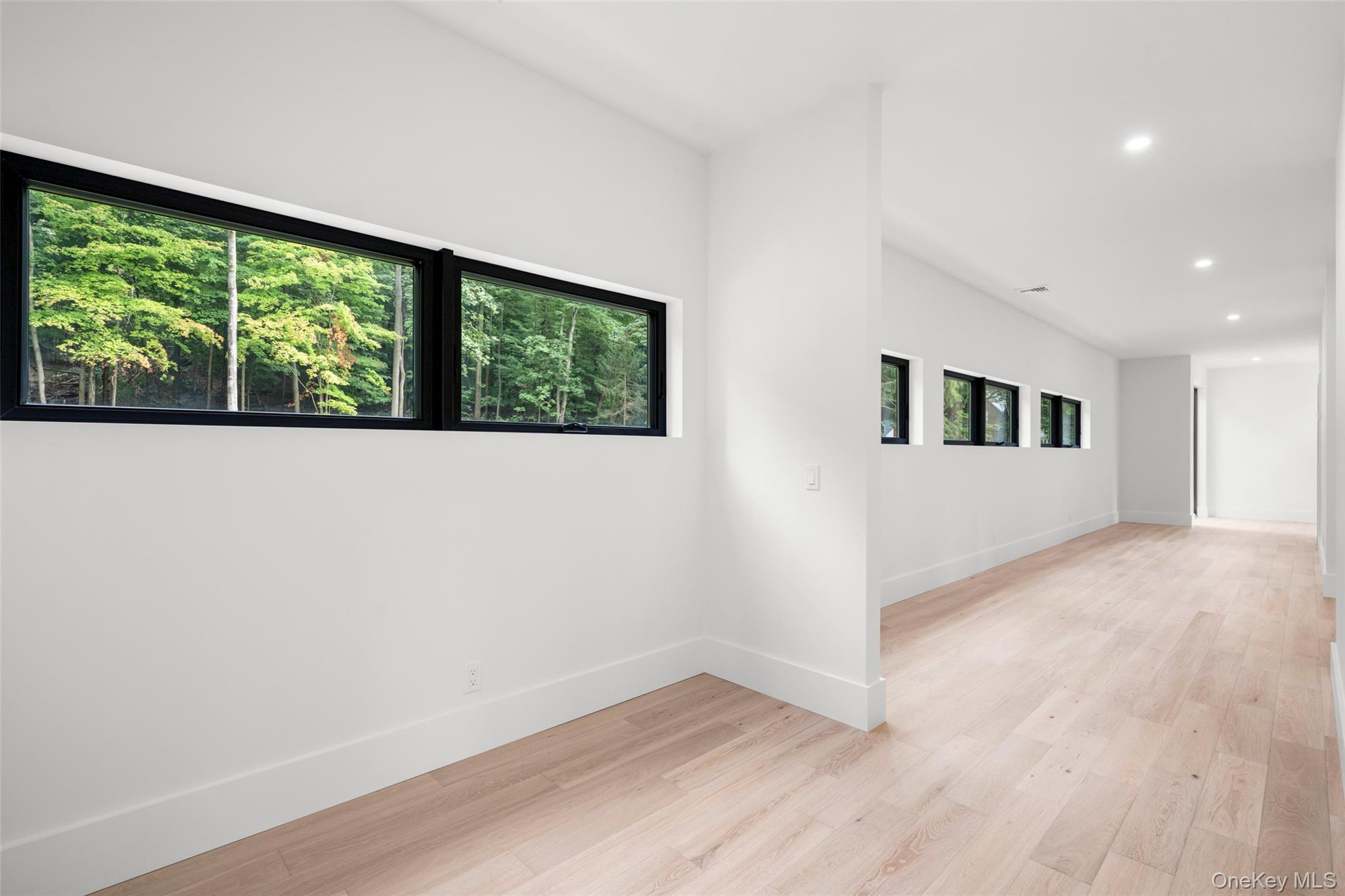 39 Mountain Lane Property Photo 8