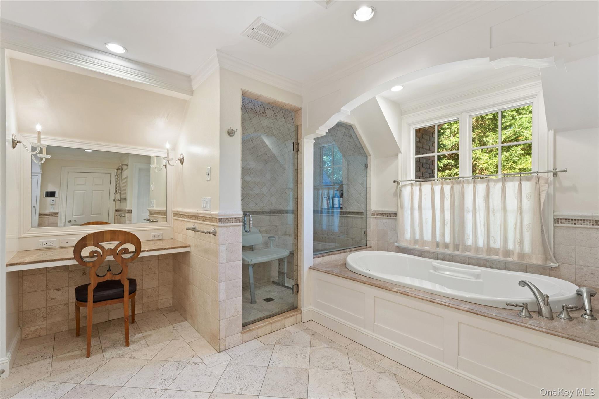 10 Broadmoor Road Property Photo 24