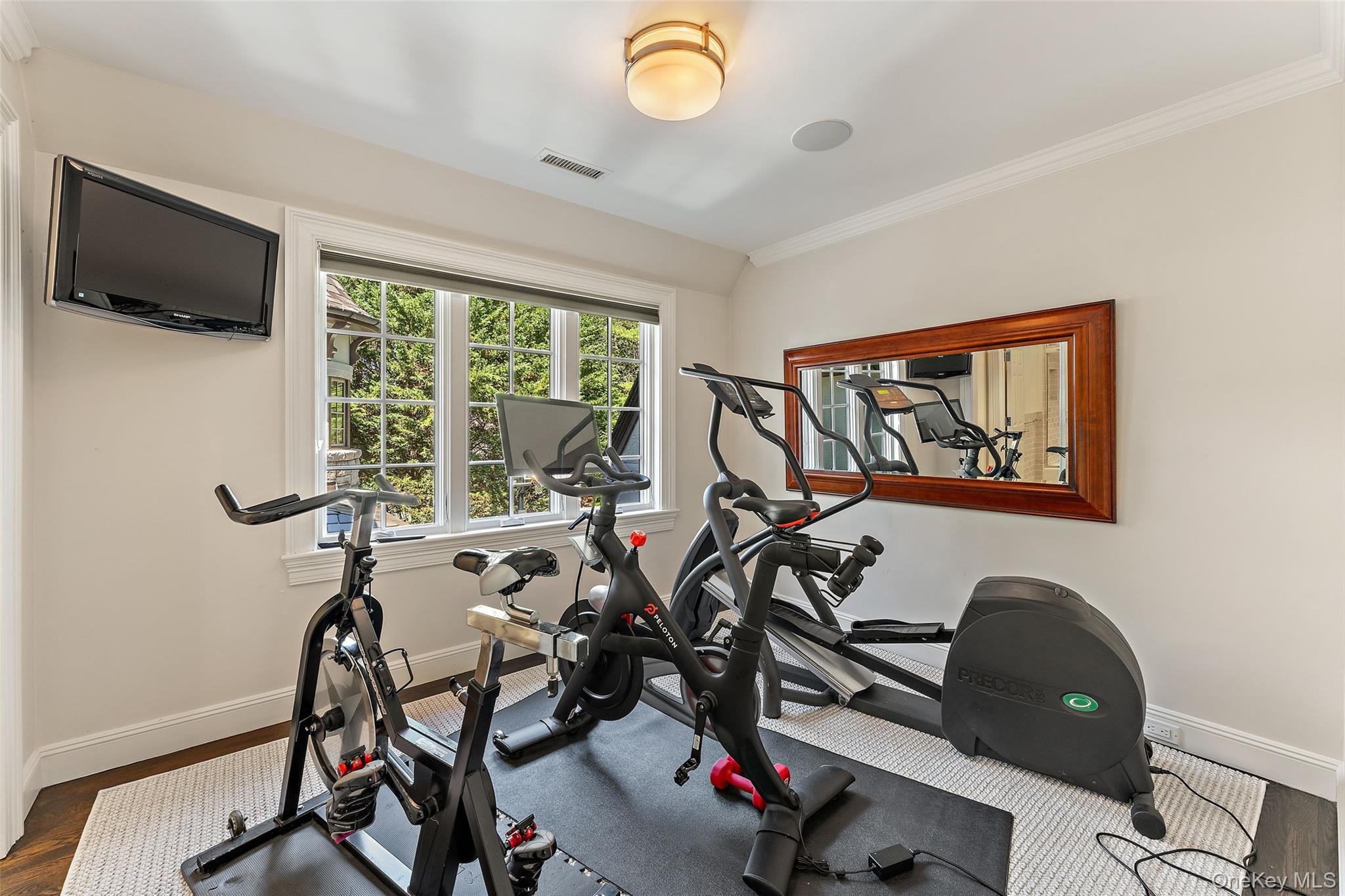 10 Broadmoor Road Property Photo 34