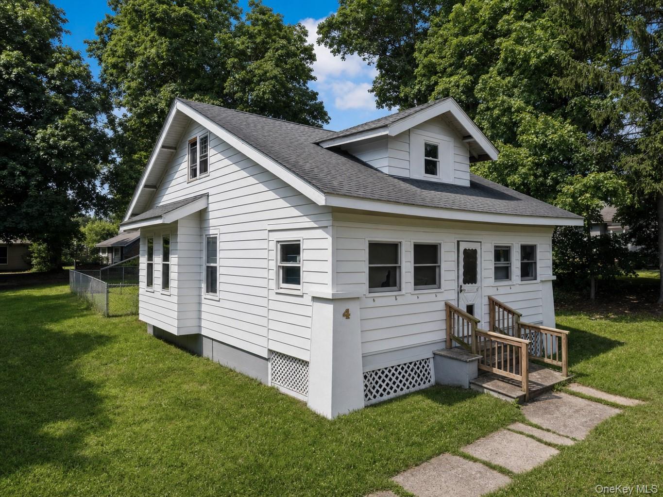 4 Grove Street Property Photo 1