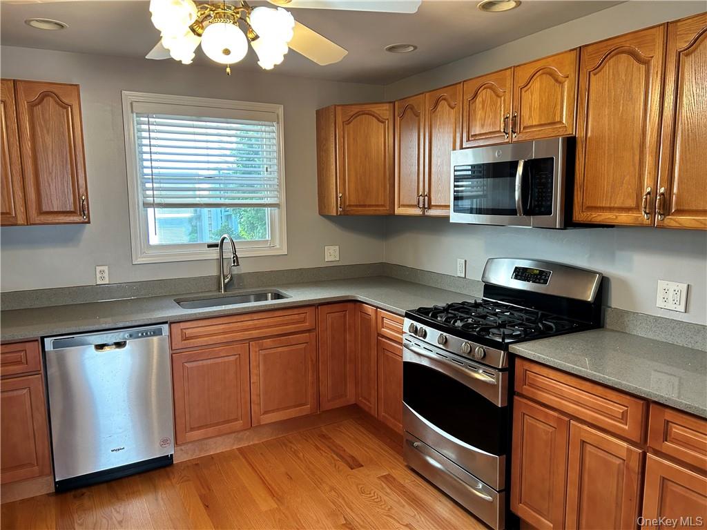 45 Holland Street Property Photo 6