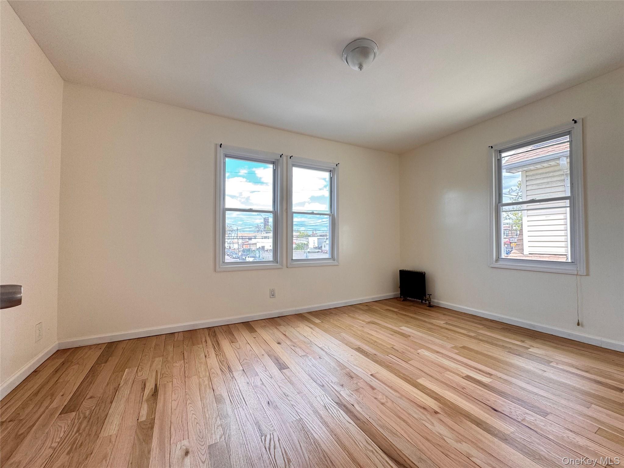 147-18 Foch Boulevard Property Photo 3
