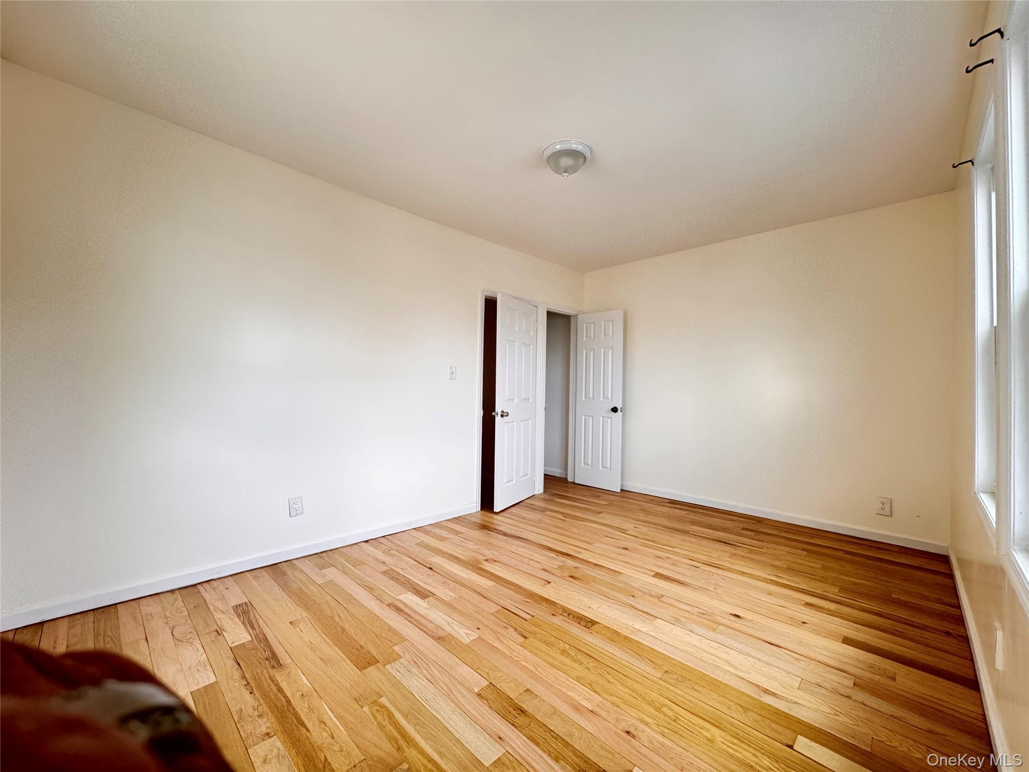 147-18 Foch Boulevard Property Photo 5