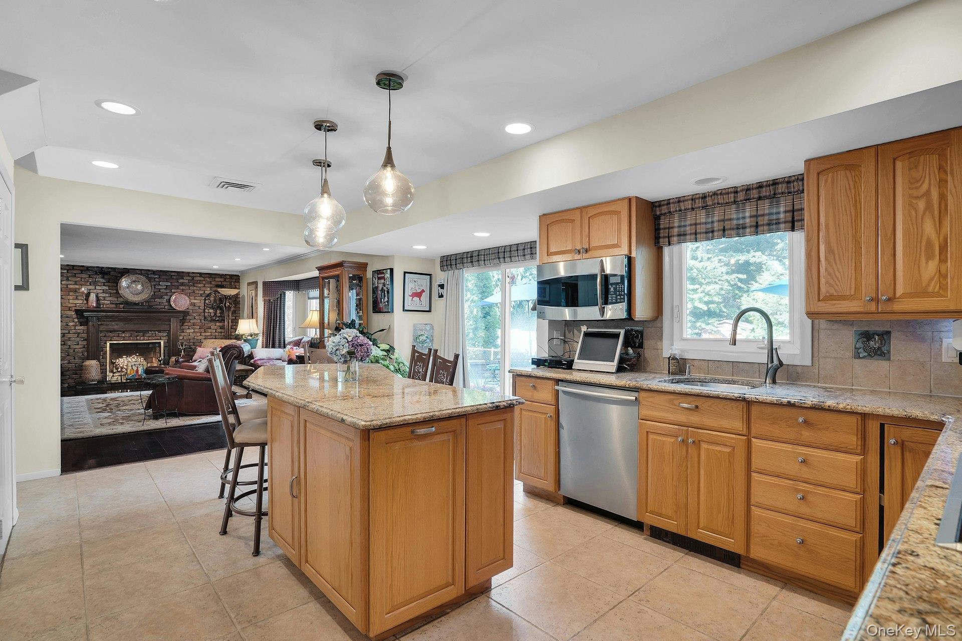 14 Tree Hollow Lane Property Photo 17