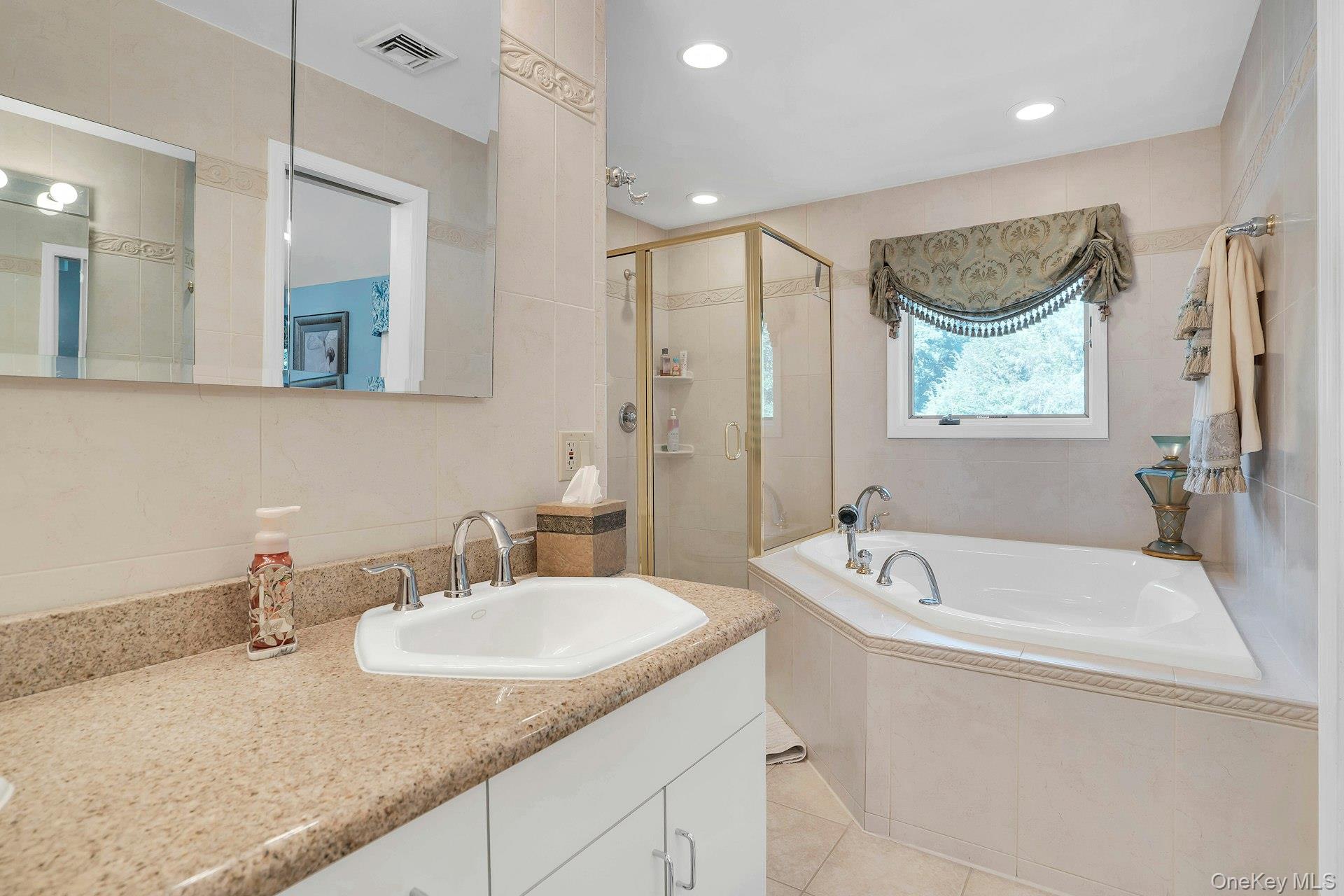 14 Tree Hollow Lane Property Photo 32
