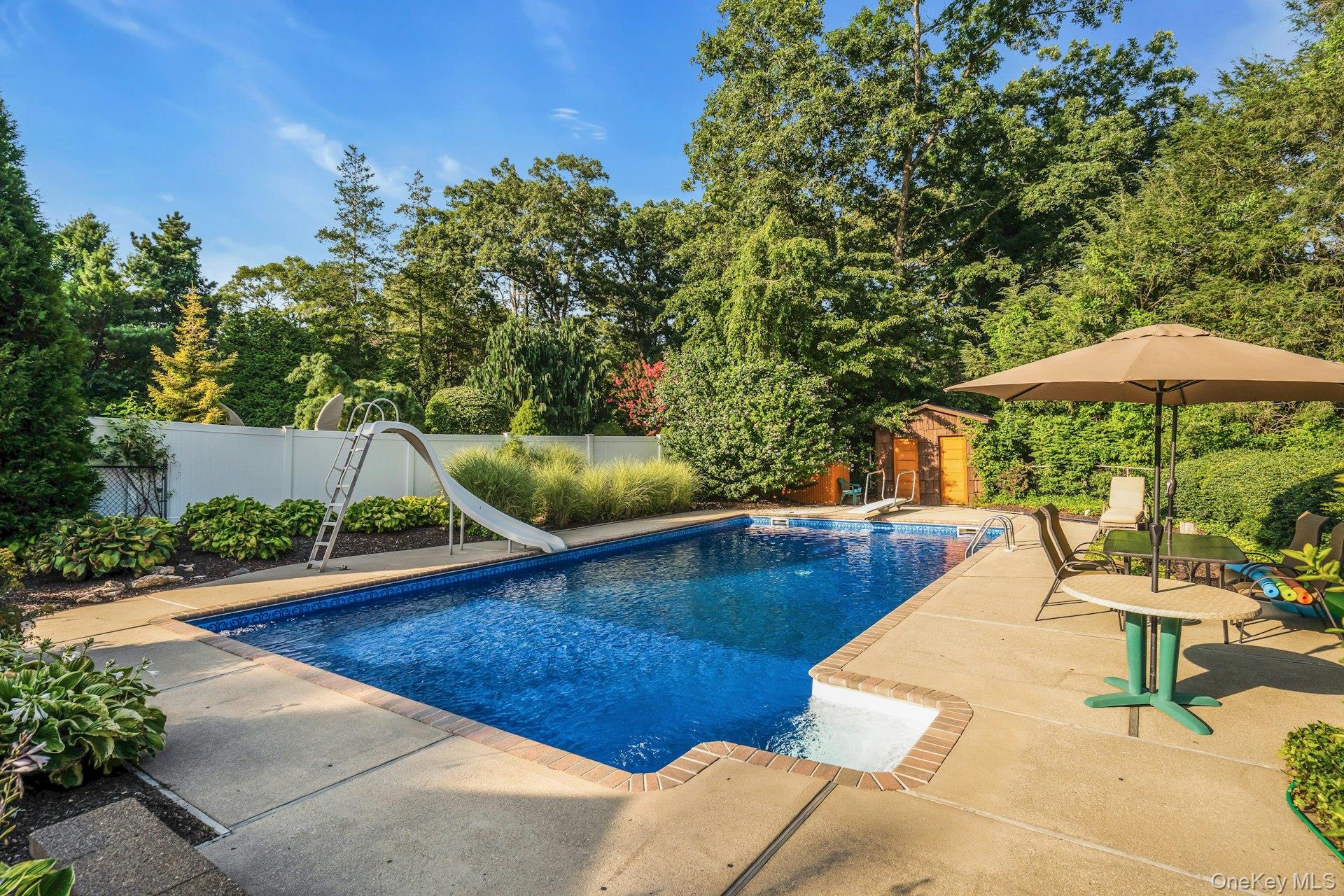 14 Tree Hollow Lane Property Photo 44