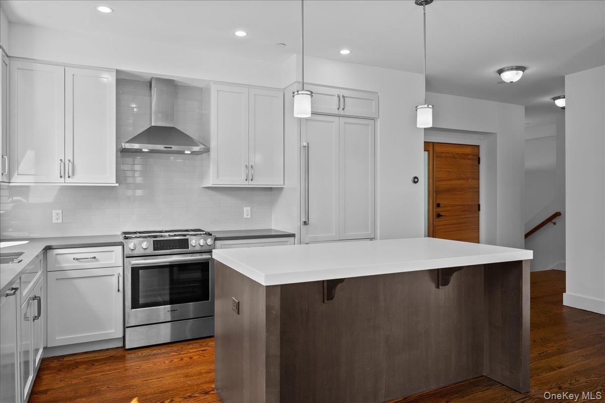 422 E Boston Post Road 101 Property Photo 3