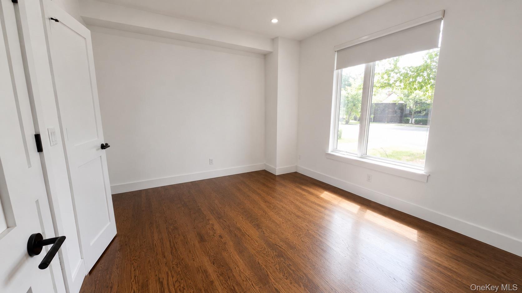 422 E Boston Post Road 101 Property Photo 4