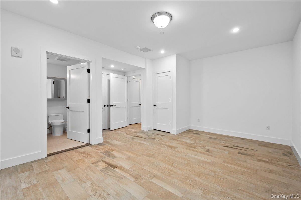 422 E Boston Post Road 101 Property Photo 17