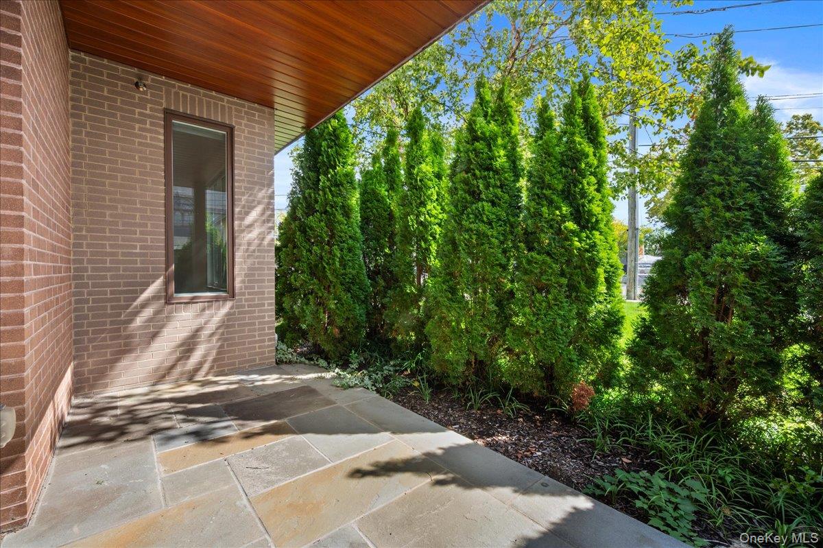 422 E Boston Post Road 101 Property Photo 21