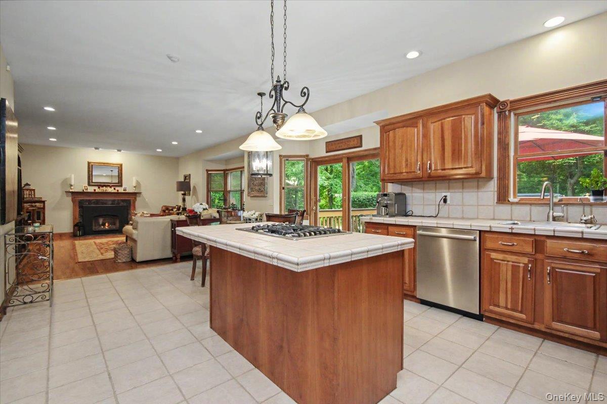 84 Harden Drive Property Photo 15