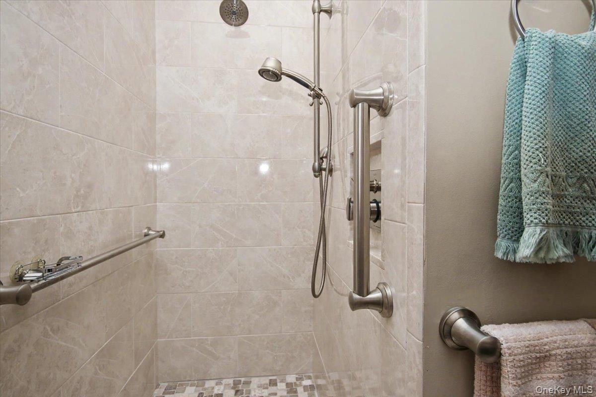 84 Harden Drive Property Photo 29