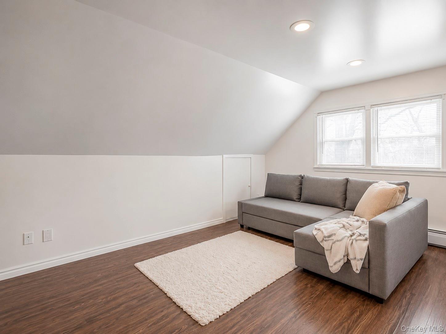 433 S 7th Street Property Photo 18