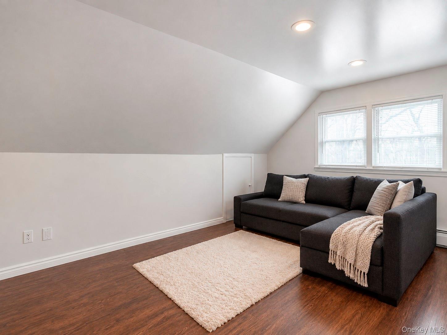 433 S 7th Street Property Photo 18